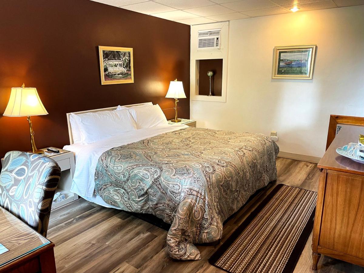 Skaneateles Inn On 20 Auburn Exteriér fotografie
